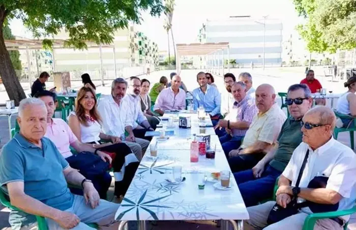 Reunión rehabilitación viviendas Figueroa