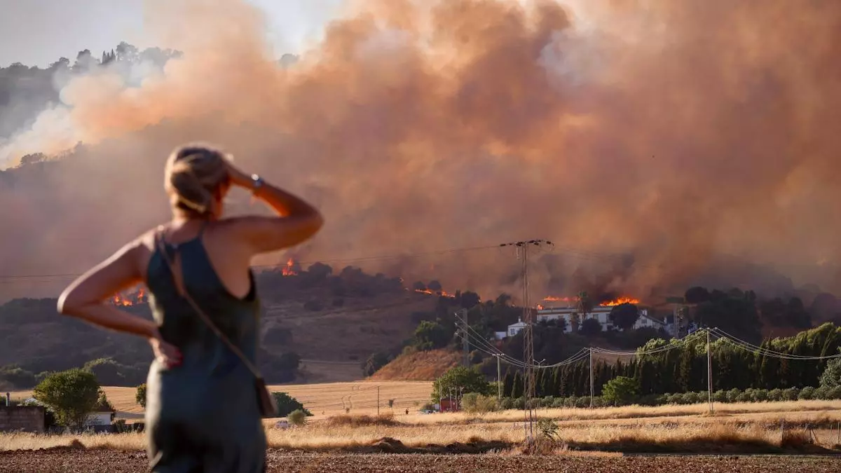 El Movimiento Ciudadano teme que las viviendas de la Sierra queden más desprotegidas ante incendios por el "bloqueo" de los planes preventivos