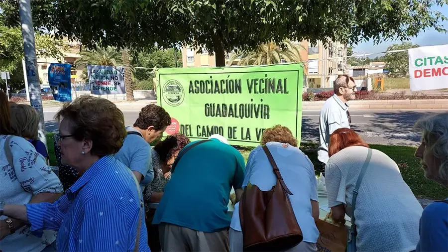 La AV Guadalquivir pide “mejores servicios sanitarios” en el centro de salud Sur